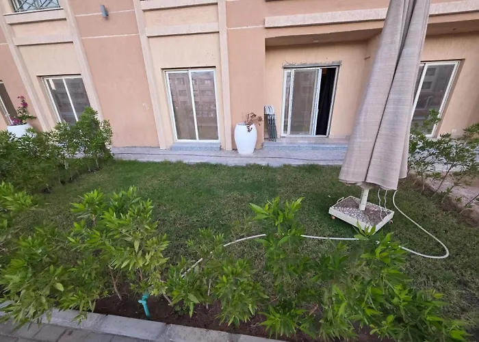 Bay View Sahl Hashish *