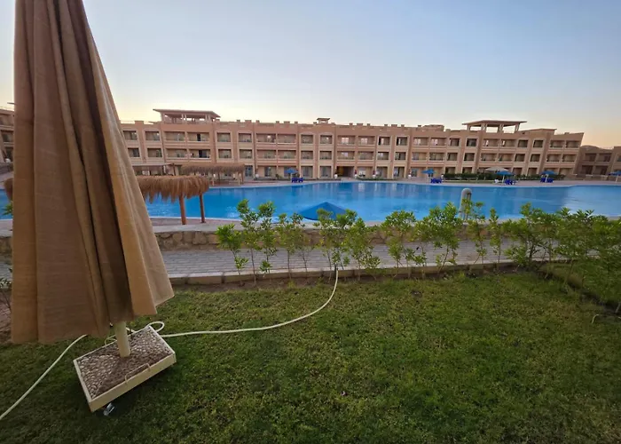 Bay View Sahl Hashish Tatil parkı